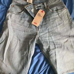 NEW LEVI’S JEAN SHORTS MENS 29